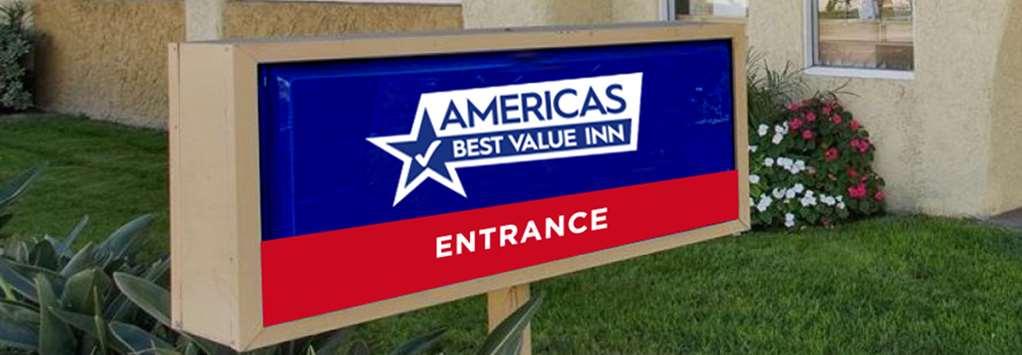 Americas Best Value Inn & Suites Forsyth Eksteriør billede